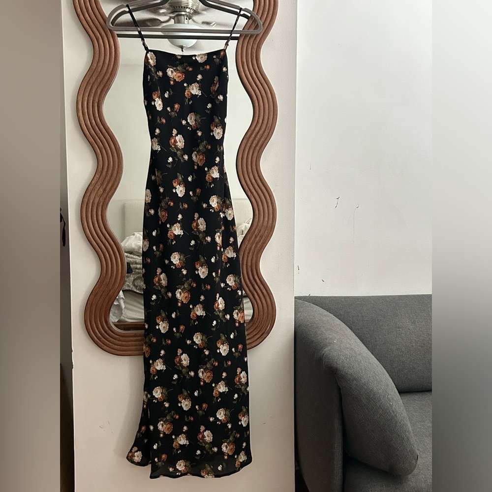 Black floral chiffon-feel dress S